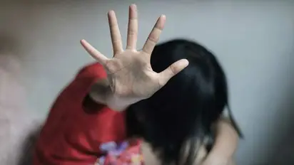 Child Rape: திருப்பூரில் 3 சிறுவர்கள் உள்பட 9 நபர்களால் சிறுமி கூட்டு பாலியல் வன்கொடுமை; போலீசார் அதிர்ச்சி