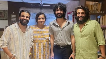 'വീട്ടിലെ മതിൽ പൊളിച്ച് ഗേറ്റ് വലുതാക്കാൻ തുടങ്ങാണ്, നഹാസ് പോർഷെ ഓടിക്കാൻ പഠിച്ചക്കുന്നെന്ന കേൾക്കുന്നെ'