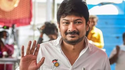 மன்னிப்பு கேள்.. போலீசில் புகார்.. 10 ஆண்டு பிளாஷ்பேக்.. சனாதனம் பற்றி உதயநிதி பேச்சுக்கு தலைவர்கள் ரியாக்சன்