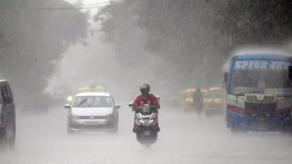 Heavy rain expected in Kerala; IMD issues orange alert in 2 districts on Tuesday