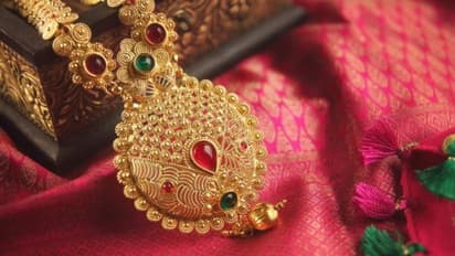 Gold Rate Today: വീണ്ടും വില താഴേക്ക്; സ്വർണാഭരണ വിപണിയിൽ ആശ്വാസം