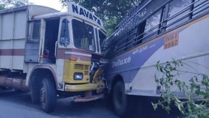 ఈ యాక్సిడెంట్ జరగడమే మంచిదయ్యింది... ప్రాణాలు కాపాడిన రోడ్డు ప్రమాదం