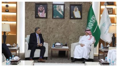 വിദ്യാഭ്യാസ രംഗത്ത് കൂടുതൽ സഹകരണം; സൗദി വിദ്യാഭ്യാസ മന്ത്രിയും ഇന്ത്യൻ അംബാസഡറും കൂടിക്കാഴ്ച നടത്തി