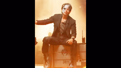 ‘Jawan’: SRK craze in Bengaluru, tickets costing Rs 2400 sold out!