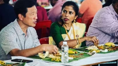 Singapore Onam sadhya | சிங்கப்பூரில் ஓணம் பண்டிகை விருந்து! ரசித்து ருசித்து சாப்பிட்ட அமைச்சர் ஓங் யீ காங்!