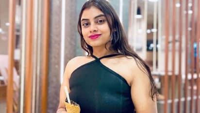 இளம் வயது விமான பணிப்பெண்.. பூட்டிய அறையில் ரத்த வெள்ளத்தில் மிதந்த உடல் - இந்த கொடூரத்தை செய்தது யார்?