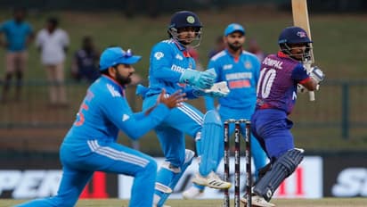 India vs Nepal: ஆட்டம் காட்டிய குஷால் புர்டெல், ஆசிப் ஷேக், சோம்பால் கமி; மோசமாக விளையாடிய இந்தியா!