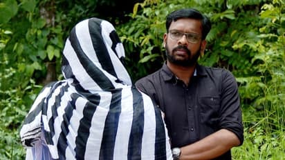 ലഹരി മാഫിയ സംഘത്തിൽ ചേരണമെന്നാവശ്യപ്പെട്ട് യുവതിക്ക് നിരന്തര ഭീഷണി; സുഹൃത്തിനെ നഗ്നനാക്കി ദൃശ്യങ്ങൾ പകര്ത്തി