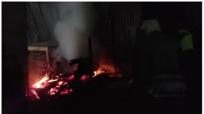 തൃശൂരില്‍ മരമില്ലില്‍ തീപിടിത്തം; വന്‍ അപകടം ഒഴിവായത് മത്സ്യത്തൊഴിലാളികളുടെ ഇടപെടലില്‍