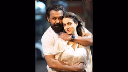 ಅರ್ಧ ವಯಸ್ಸಿನವಳನ್ನು ಮದ್ವೆಯಾದ ತಂದೆ ಬೆಂಬಲಿಸಿದ ಬಾಬಿ ಡಿಯೋಲ್ ಪತ್ನಿಗೆ ಸಿಕ್ಕಿದ್ದು ಕೋಟಿ ಕೋಟಿ ಆಸ್ತಿ!