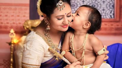 ಅವಳಿ ಮಕ್ಕಳ ಜೊತೆ ಯಶೋಧೆಯಾಗಿ ಕೃಷ್ಣ ಜನ್ಮಾಷ್ಟಮಿ ಆಚರಿಸಿದ ನಟಿ ಅಮೂಲ್ಯ!