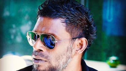 10 ಮಹಿಳೆಯರೊಂದಿಗೆ ಸೆಕ್ಸ್‌ ಮಾಡಿದ ಜೈಲರ್‌ ನಟನಿಗೆ ಬುದ್ಧಿ ಕಲಿಸಿದ ರಜನಿಕಾಂತ್‌! ಕೈಮುಗಿದ ವಿನಾಯಕನ್