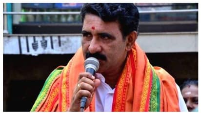 ബിജെപിയുടെ മുഖ്യ രാഷ്ട്രീയ ശത്രു കോൺഗ്രസ്, കോൺഗ്രസിനെ തകർക്കണം: ബി ഗോപാലകൃഷ്ണൻ