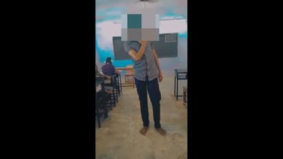 என்கவுண்டருக்கே பயப்பட மாட்டோம்; அரிவாளுடன் வீடியோ - மாணவனை தலையில் தட்டி அனுப்பிய போலீஸ்