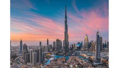 ಈ ಬಾಲಿವುಡ್ ತಾರೆಯರಿಗೆ ದುಬೈನಲ್ಲೂ ಇದೆ ಕೋಟಿ ಕೋಟಿ ಬೆಲೆಯ  ಐಷಾರಾಮಿ ಬಂಗಲೆ! 