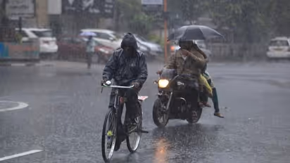 Tamilnadu Heavy Rain:இன்றும் நாளையும் நீலகிரி, கோவைக்கு ஆரஞ்சு அலர்ட்! இந்த 6 மாவட்டங்களில் கனமழை எச்சரிக்கை! 