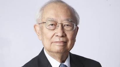 சிங்கப்பூரின் முன்னாள் நிதியமைச்சர் காலமானார்.. 40 வருட அரசியல் பயணம் - புகழாரம் சூட்டிய பிரதமர் லீ!