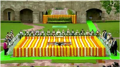 മഹാത്മാഗാന്ധിക്ക് ആദരമർപ്പിച്ച് ലോക നേതാക്കൾ രാജ്ഘട്ടിൽ, അത്യപൂർവ്വ നിമിഷം 