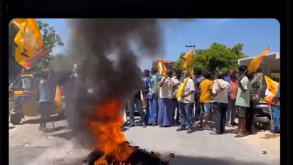 Chandrababu's arrest: పలు ప్రాంతాల్లో హింసాత్మకంగా మారిన టీడీపీ శ్రేణుల నిరసనలు