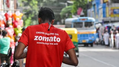 പ്രണയത്തിന്‍റെ രാജകുമാരൻ; വാലന്‍റൈൻസ് ഡേ, ദില്ലി സ്വദേശി സൊമാറ്റോയിൽ കേക്ക് ഓർഡർ ചെയ്തത് 16 സ്ഥലങ്ങളിലേക്ക് !