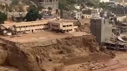 കൊടുങ്കാറ്റും പേമാരിയും; മരണം 6000 കടന്നു, 10,000 പേരെ കാണാനില്ല, കണ്ണീര് തോരാതെ ലിബിയ