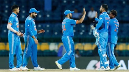 பாகிஸ்தானுக்கு எதிராக இந்தியா வெற்றி: பட்டாசு வெடித்து கொண்டாடிய ரசிகர்கள்; மெய்சிலிர்க்க வைக்கும் வீடியோ!