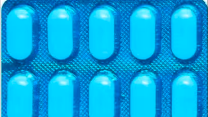 அடிக்கடி பாராசிட்டமால் எடுத்துக்குறீங்களா? அதில் மறைந்திருக்கும் ஆபத்துகள் பற்றி தெரியுமா?