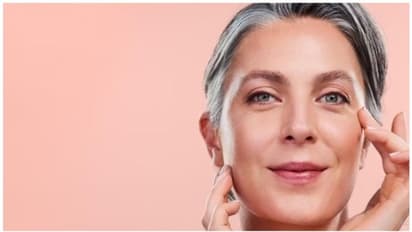 50 വയസ് കഴിഞ്ഞോ ? ഇതാ ചില സ്കിൻ കെയർ ടിപ്സ് 