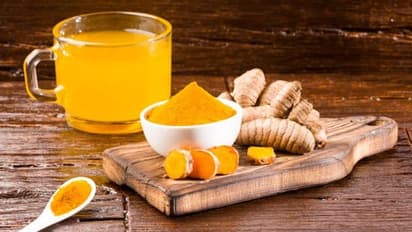 மஞ்சள் முதல் ஆப்பிள் வரை : உங்கள் நுரையீரலை ஆரோக்கியமாக வைத்திருக்க உதவும் 7 சூப்பர் உணவுகள் இதோ...