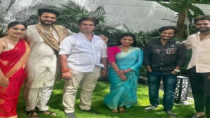 ನಟ ವಿಜಯ್ ಸೂರ್ಯ ಮನೆಯಲ್ಲಿ ಲಕ್ಷ್ಮೀ ಪೂಜೆ: ನಮ್ಮ ಲಚ್ಚಿ ತಂಡ ಭಾಗಿ