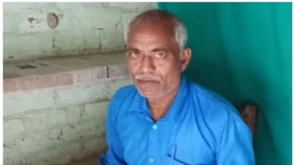 പഠനം ഉപേക്ഷിച്ച് 32 വർഷത്തിന് ശേഷം ഫാർമ ബിരുദം നേടി 55 കാരനായ യുപി സ്വദേശി !