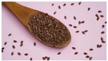 ഫ്ലാക്സ് സീഡ്‌ ചില്ലറക്കാരനല്ല ; ​ഗുണങ്ങൾ ഇതൊക്കെയാണ്  