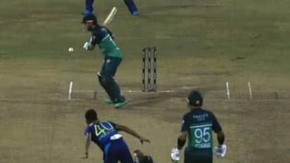 Sri Lanka vs Pakistan, Wide: இதெல்லாம் வைடா, நீயெல்லாம் ஒரு நடுவரா? கோபம் கொண்ட இலங்கை ரசிகர்கள்!