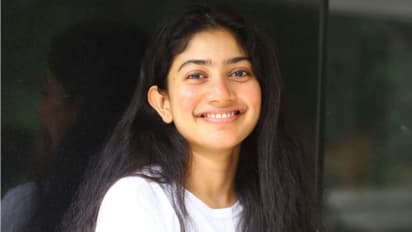 നയൻതാരയ്ക്ക് പിന്നാലെ സായ് പല്ലവിയും, ബോളിവുഡില് ഇനി തെന്നിന്ത്യൻ നടിമാരുടെ കാലം