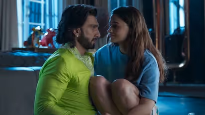 Rocky Aur Rani Kii Prem Kahaani: Witness Ranveer Singh, Alia Bhatt's endearing romance in THIS scene