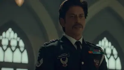 തളരുന്നോ ജവാൻ, പഠാനെ പിന്നിലാക്കാൻ വിയര്ക്കുന്നു, ഷാരൂഖ് ഖാനെ കാത്ത് മറ്റൊരു കളക്ഷൻ റെക്കോര്ഡ്