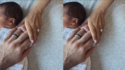 தந்தையான ஆஸ்திரேலியா கிரிக்கெட் வீரர்: லோகன் மேவரிக் மேக்ஸ்வெல் என்று பெயரிட்ட மேக்ஸ்வெல் – வினி ராமன் தம்பதி!