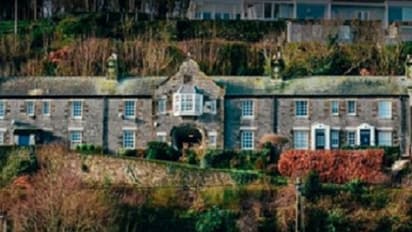 ಯುಕೆಯಲ್ಲಿ ನೆಲೆಸಲು ಬಂಪರ್‌ ಆಫರ್‌: 100 ರೂ. ಗೆ ಮಾರಾಟವಾಗ್ತಿದೆ ಕೋಟ್ಯಂತರ ಮೌಲ್ಯದ ಫ್ಲ್ಯಾಟ್‌ಗಳು! 