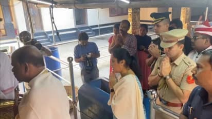 പ്രധാനമന്ത്രിക്കായി ചക്കുളത്തുകാവില് പ്രത്യേക പൂജ നടത്തി പശ്ചിമ ബംഗാൾ ഗവർണർ