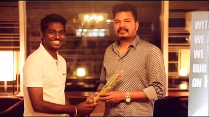 ஷங்கரை அச்சு பிசறாமல் காப்பி அடிக்கும் அட்லீ! இதை நோட் பண்ணீங்களா?