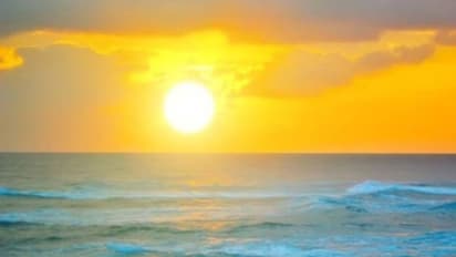 വിനോദസഞ്ചാരികളെയും പ്രതീക്ഷിച്ച് അർദ്ധരാത്രിയിലും സൂര്യനസ്തമിക്കാത്ത നാടുകൾ, അമ്പരപ്പിക്കുന്ന കാഴ്ചകൾ ഇങ്ങനെ!