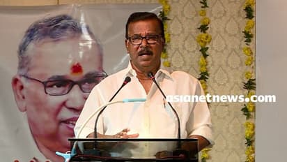 പിപി മുകുന്ദനെ പോലെയാണ് എല്ലാ നേതാക്കളുമെങ്കിൽ തനിക്ക് ആർഎസ്എസിനെ ഇഷ്ടമാണ്: സി ദിവാകരൻ