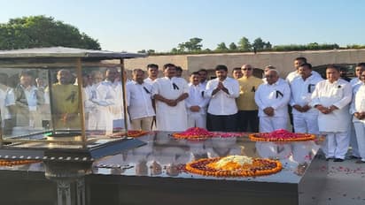 చంద్రబాబు అరెస్ట్పై నిరసన.. రాజ్ ఘాట్ వద్ద లోకేష్, టీడీపీ నేతల మౌన దీక్ష..