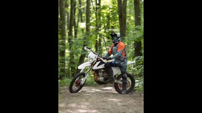 ಜಾಸ್ತಿ ಬೈಕ್ ಓಡಿಸಿದ್ರೆ ಹಾಳಾಗೋದು ಗಾಡಿಯಲ್ಲ, ನಿಮ್ಮ ಬಾಡಿ… ಹುಷಾರು!