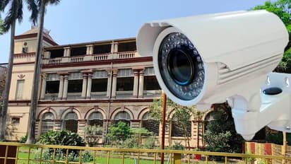 24 മണിക്കൂറും ക്യാമറ നിരീക്ഷണം, സായുധ പൊലീസ് കാവൽ; ചോദ്യപേപ്പറുകൾ ചോരാതിരിക്കാൻ ഹൈടെക് സുരക്ഷയൊരുക്കി യുപി