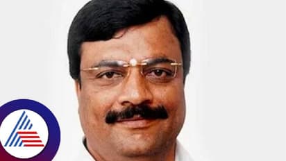 ಕಾವೇರಿ ನೀರು ನಿಗಮದ ಅಧಿಕಾರಿಗಳಿಗೆ ಸಚಿವರ ಎದುರೇ ಶಾಸಕ ನರೇಂದ್ರಸ್ವಾಮಿ ಹಿಗ್ಗಾಮುಗ್ಗಾ ತರಾಟೆ!