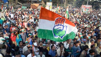 വനിത ബിൽ തെരഞ്ഞെടുപ്പ് ലക്ഷ്യമിട്ടുള്ള നീക്കമെന്നും സെൻസസ് നടപ്പാക്കിയാൽ മാത്രമേ ബിൽ നടപ്പാകൂയെന്നും കോൺഗ്രസ്