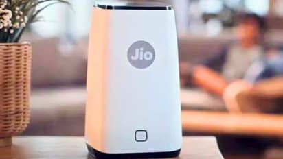 1 Gbps ஸ்பீட் இன்டர்நெட்.. 14 ஓடிடி இலவசம் - அசர வைக்கும் ஜியோ ஏர் ஃபைபர் - எவ்வளவு தெரியுமா.?