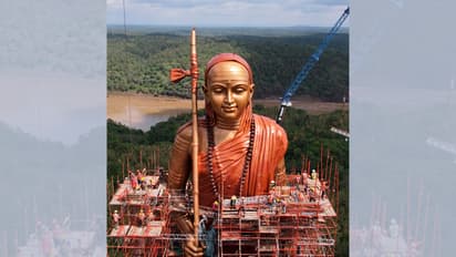 108 അടി ഉയരം, ചെലവ് 2000 കോടി; ശങ്കരാചാര്യ പ്രതിമ അനാച്ഛാദനം ചെയ്തു