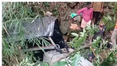 9 സ്ത്രീകളുടെ ജീവന് പൊലിഞ്ഞ മാനന്തവാടി ജീപ്പ് അപകടം: മരിച്ചവരുടെ ആശ്രിതര്ക്ക് 10 ലക്ഷം രൂപ ധനസഹായം